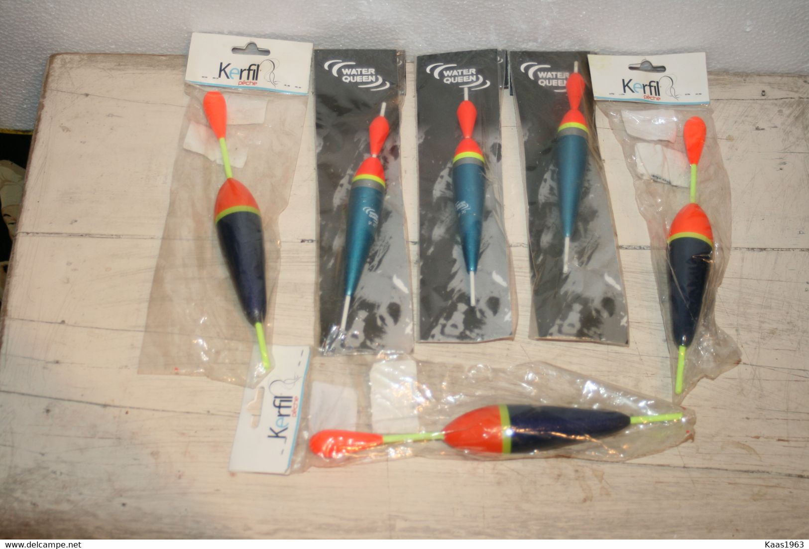 LOT DE 6 FLOTTEURS POUR PÊCHE. - Pesca