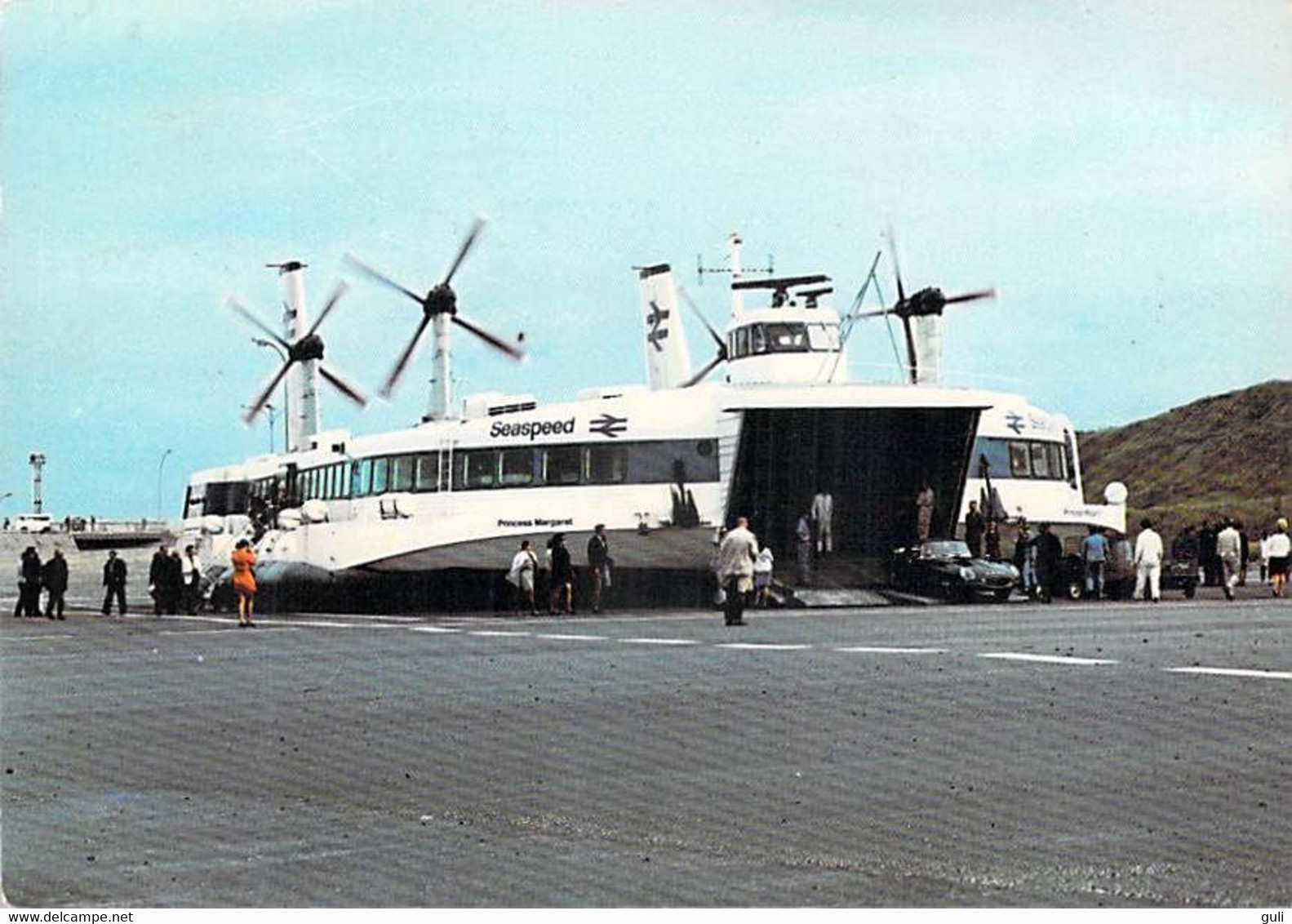 Bateaux > AEROGLISSEUR  HOVERCRAFT SR.N4 - PRINCESS  MARGARET Seaspeed *PRIX FIXE - Hovercrafts