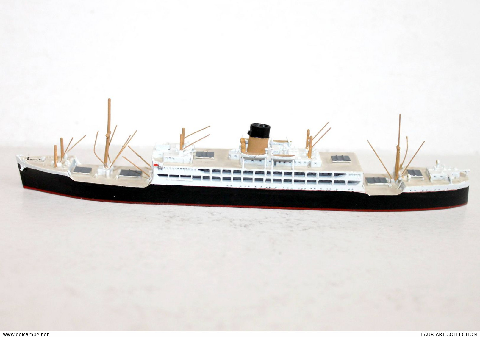 " AL " – 179A CORINTHIC – BATEAU NAVIRE PAQUEBOT - MINIATURE PLOMB - ECH: 1/1250 - MODELE REDUIT NAVAL (2811.50) - Barcos