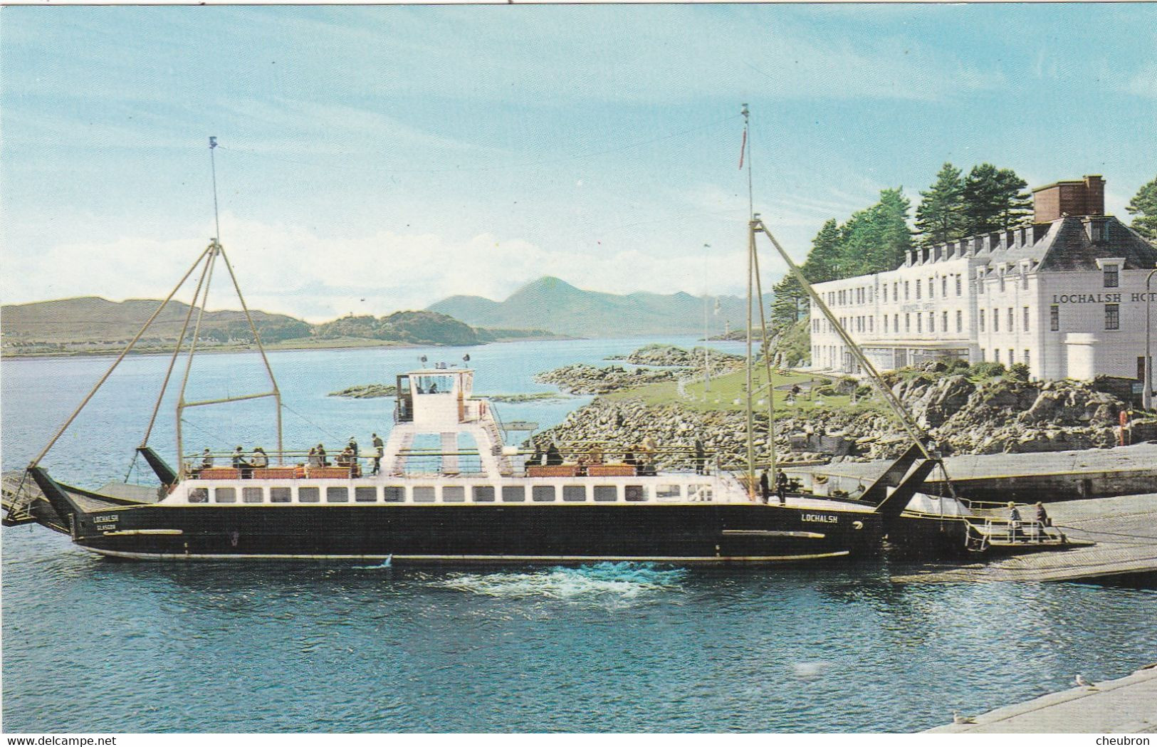 ECOSSE.  KYLE OF LOCHALSH .2 CARTES .  LOCHALSH HOTEL.  FERRY BOAT " KYLEAKIN " - Ross & Cromarty