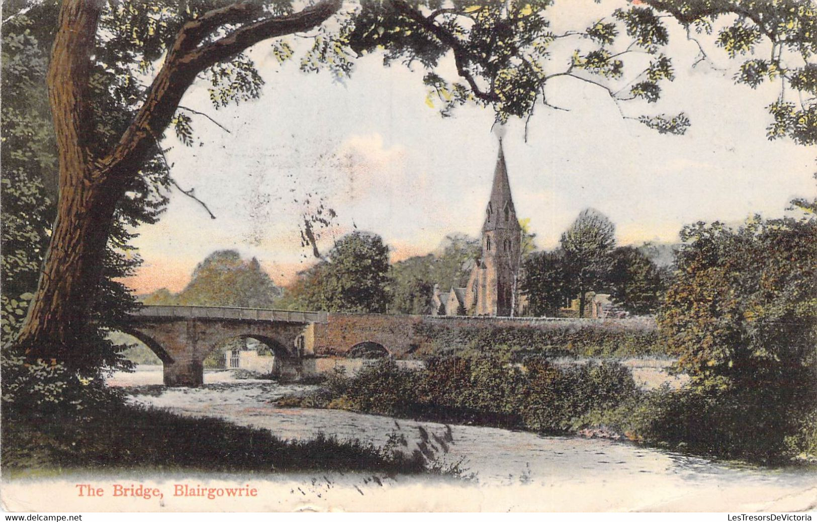 CPA Royaume Uni - Ecosse - Perthshire - Blairgowrie - The Bridge - W. B. G. - Oblitérée - Colorisée - Eglise - Rivière - Perthshire