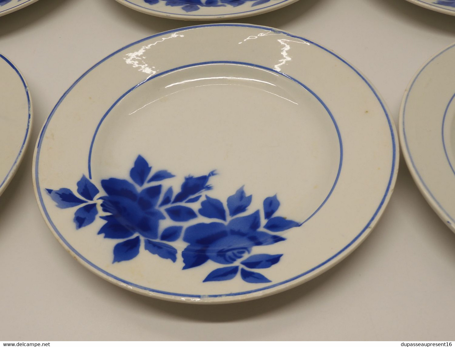 *6 PETITES ASSIETTES DESSERT CERAMIQUE TAURION PB LIMOGES FLEURS ROSES BLEUES  E - Limoges (FRA)