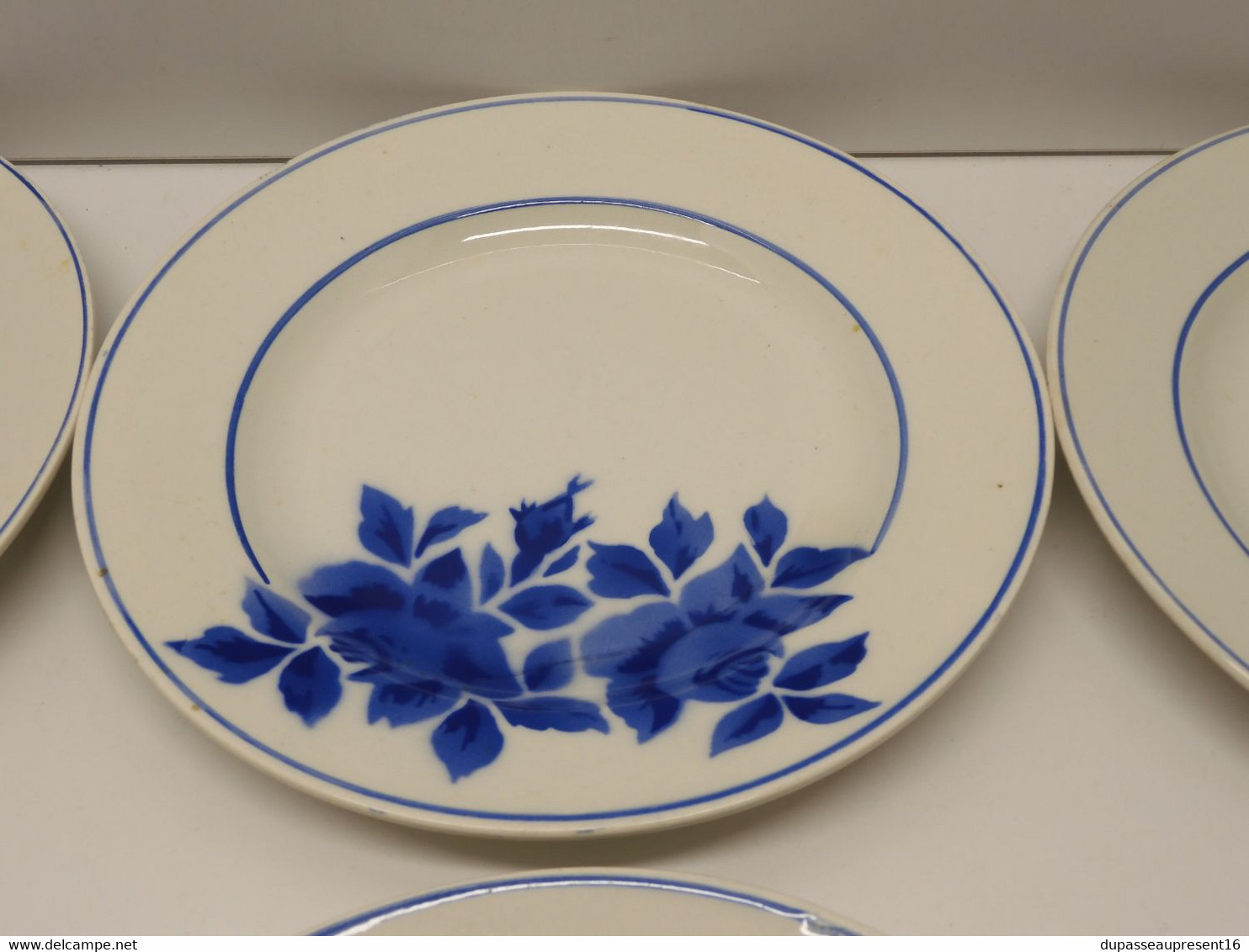 *6 PETITES ASSIETTES DESSERT CERAMIQUE TAURION PB LIMOGES FLEURS ROSES BLEUES  E - Limoges (FRA)