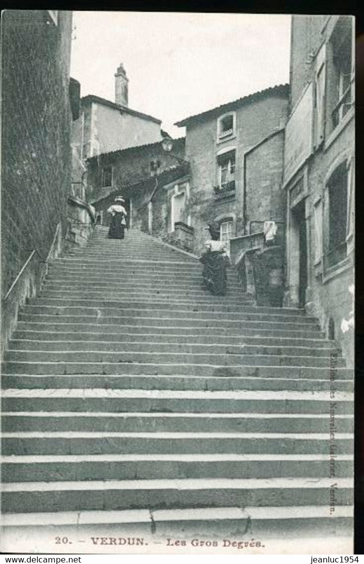 VERDUNJ ESCALIER                 250 - Verdun