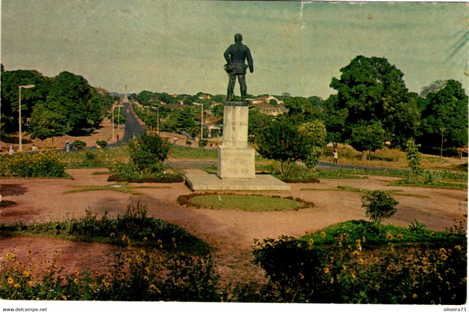 GUINÉ - BISSAU - Monumento A Teixeira Pinto - Guinea-Bissau