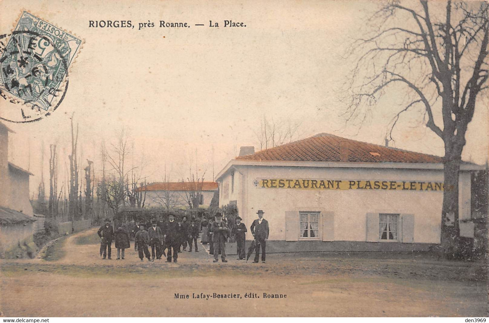 RIORGES (Loire), Près Roanne - La Place - Restaurant Plassé-Létan? - Riorges