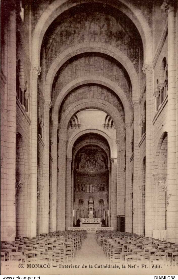 MONACO    _   INTERIEUR DE LA CATHEDRALE.  LA NEF - Saint Nicholas Cathedral