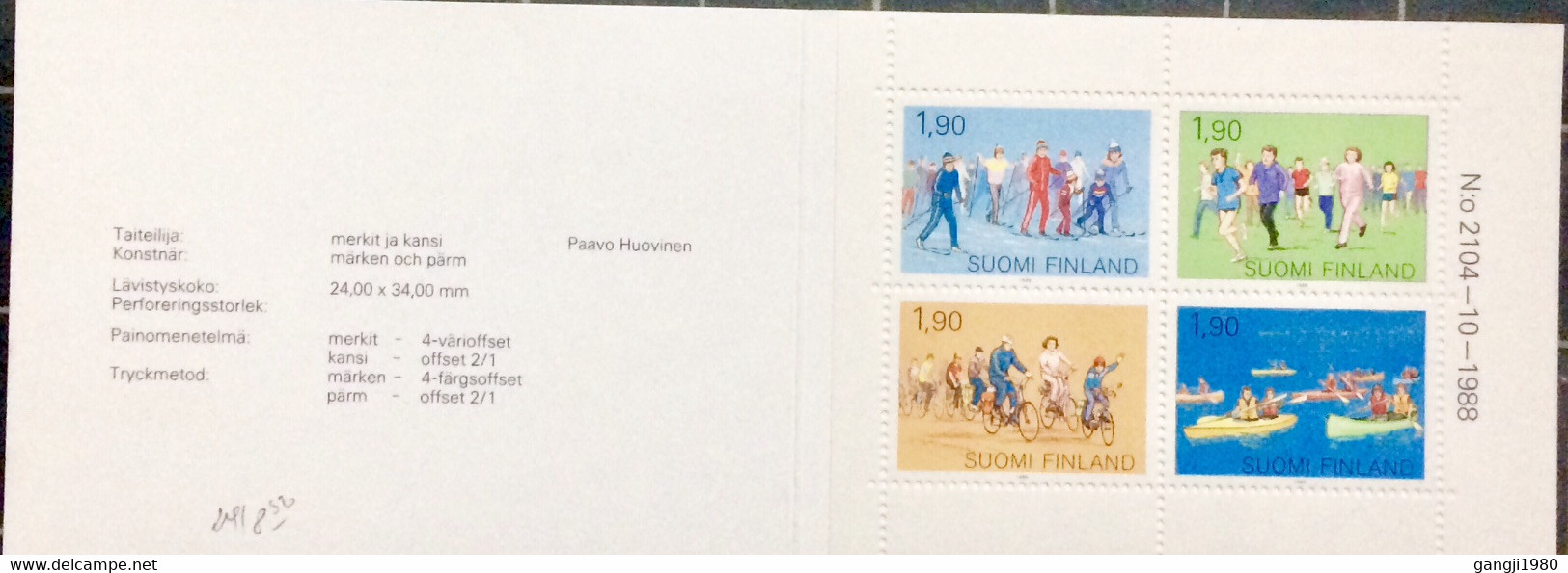 FINLAND 1988, MNH  ILLUSTRATE BOOKLET,  4 STAMPS, CYCLING, BOATING, ICE SKIING, RUNNING, SPORT, GAME - Lettres & Documents