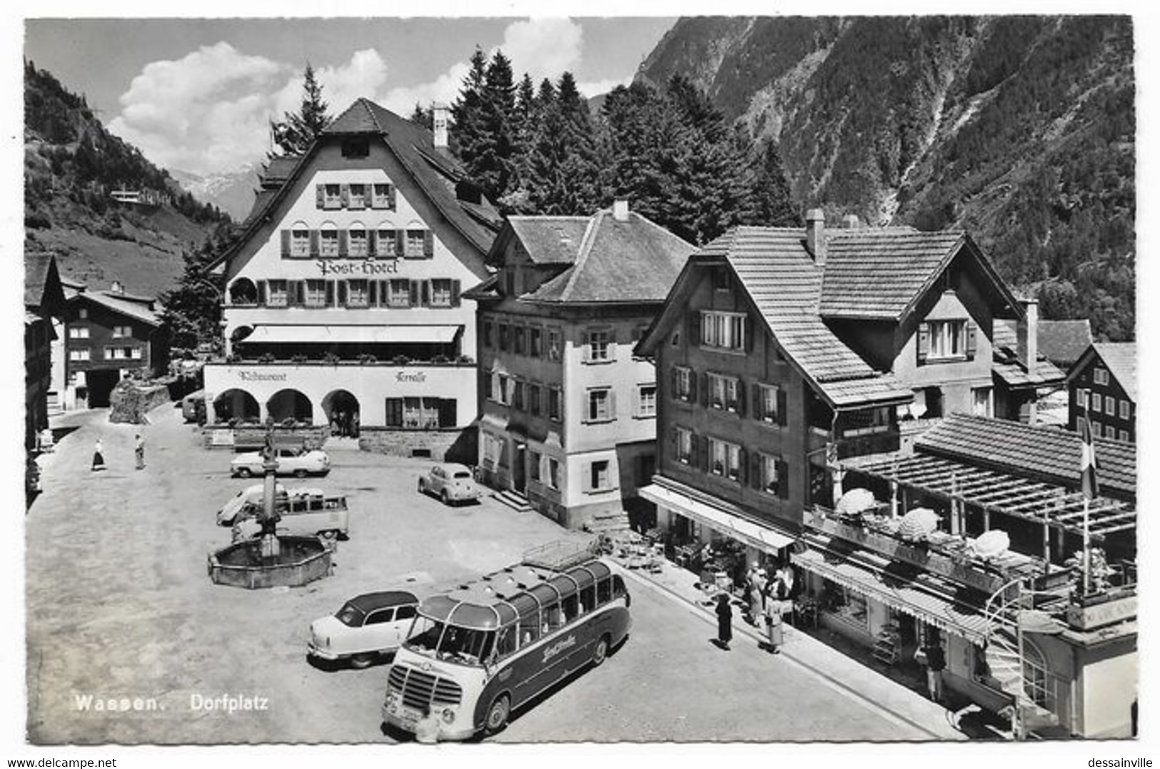 SUISSE WASSEN - Dorfplatz - Automobiles Autocar - Wassen