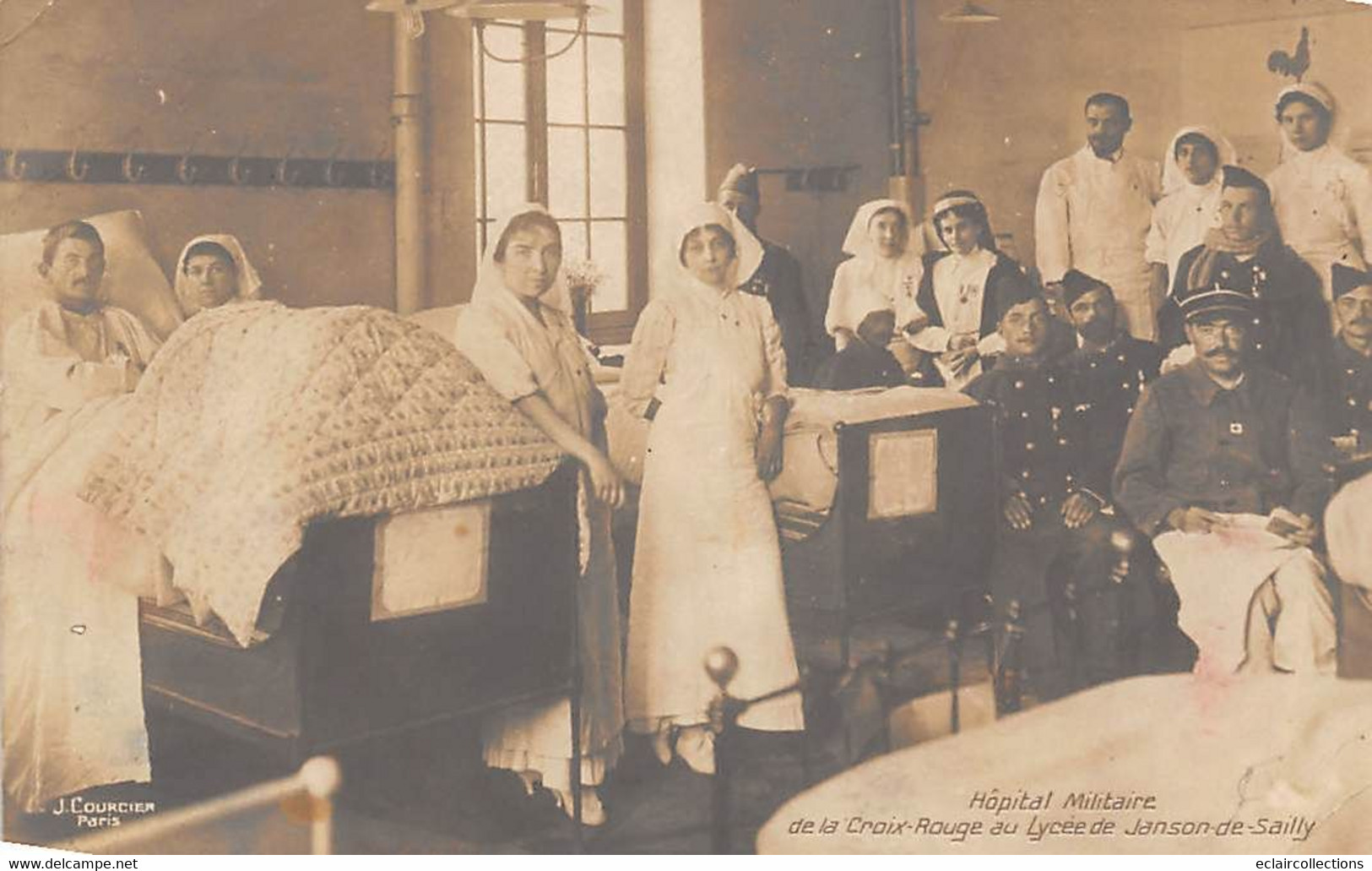 Thème       Croix Rouge;  Infirmières  Et Blessés. Paris Lycée Janson De Sailly Photo    (voir Scan) - Rode Kruis