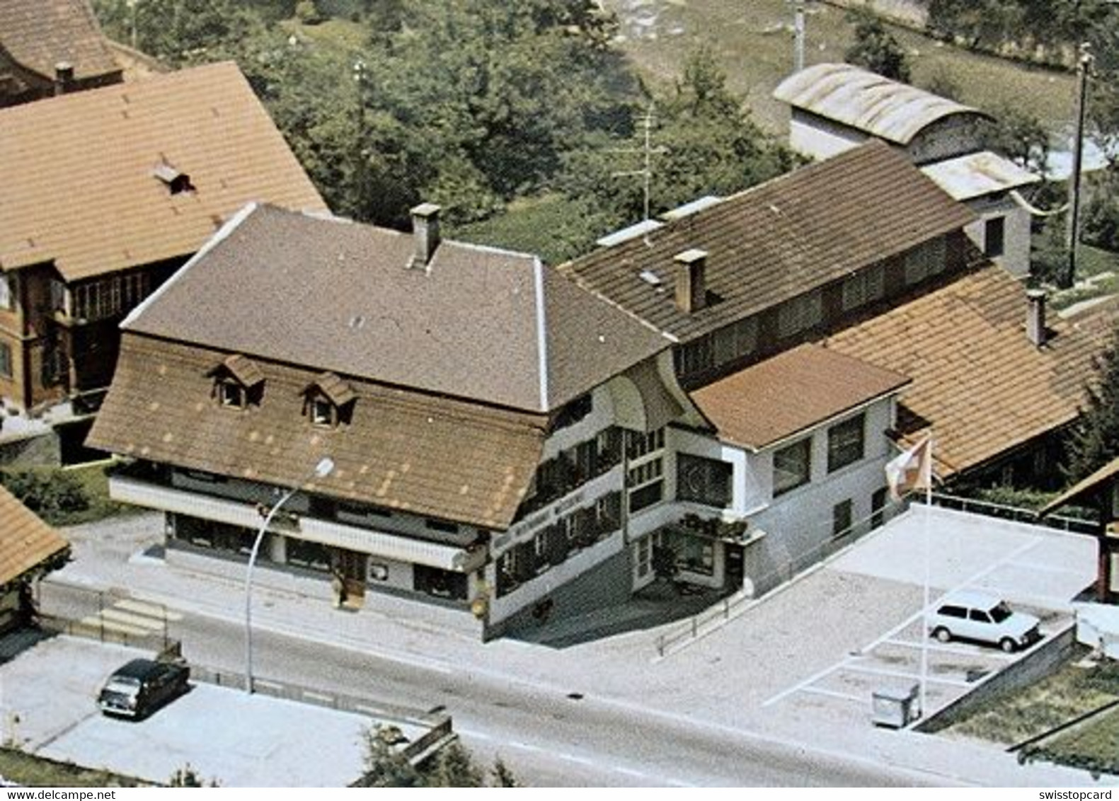 LANGNAU I.E. Flugaufnahme Hotel Metzgerei Schlüssel Fam. E. Hofmann Auto - Langnau Im Emmental