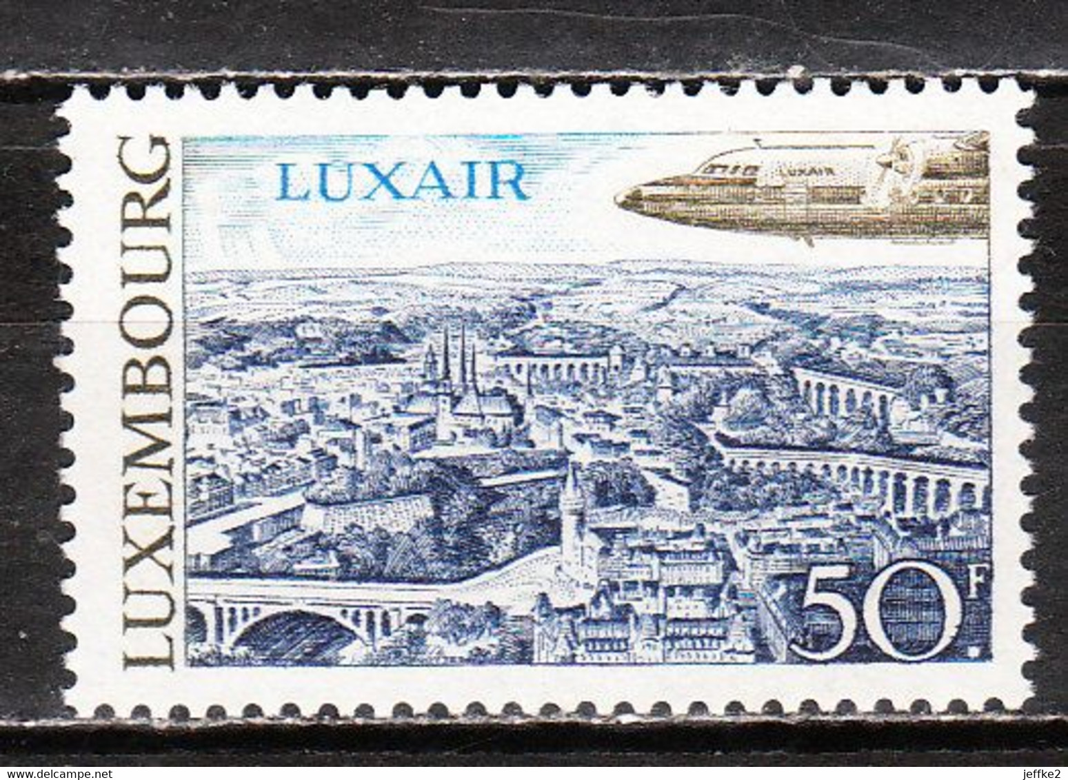 PA21**  Luxembourg Survolée Par Un Avion Luxair - Bonne Valeur - MNH** - Papier ? - LOOK!!!! - Unused Stamps