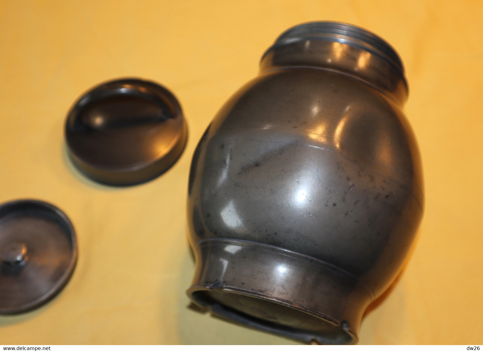 Etain: Pot à Bouillon De 16 Cm De Haut - Poinçon à Identifier (avec 2 A) - Stagno