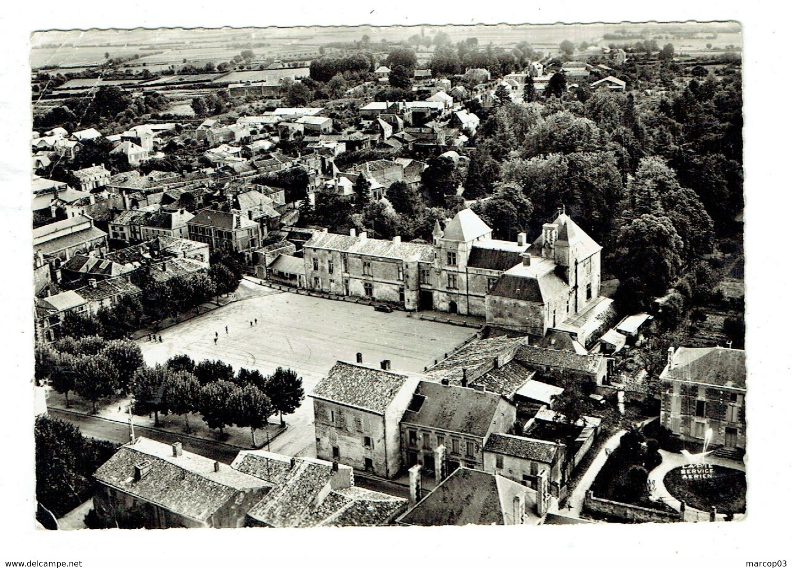 79 DEUX SEVRES COULONGES SUR L'AUTIZE Place De L'Hôtel De Ville EN AVION AU DESSUS DE...  Plan Peu Courant - Coulonges-sur-l'Autize