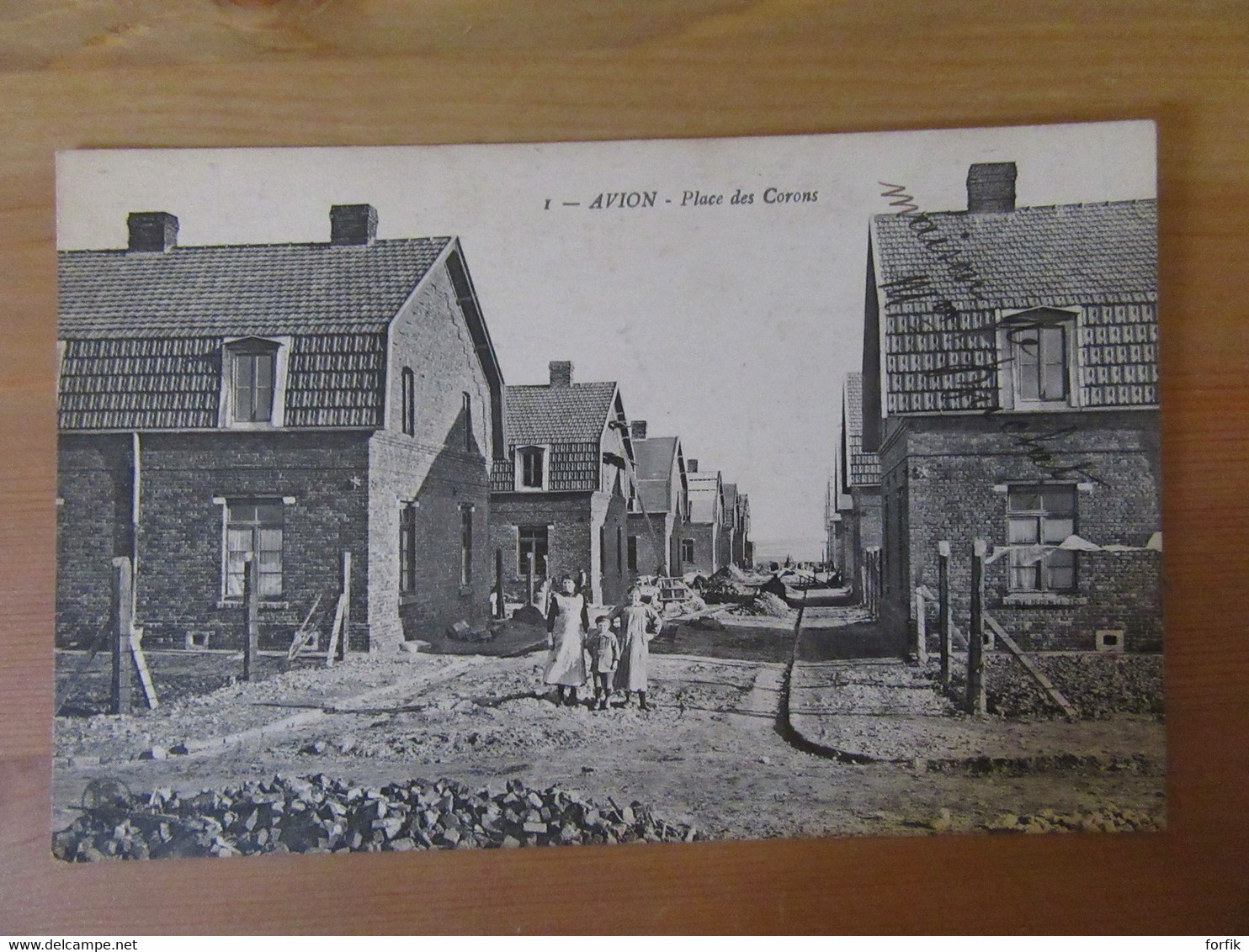 Avion N°1 - Place Des Corons - Carte Animée, écrite - Avion