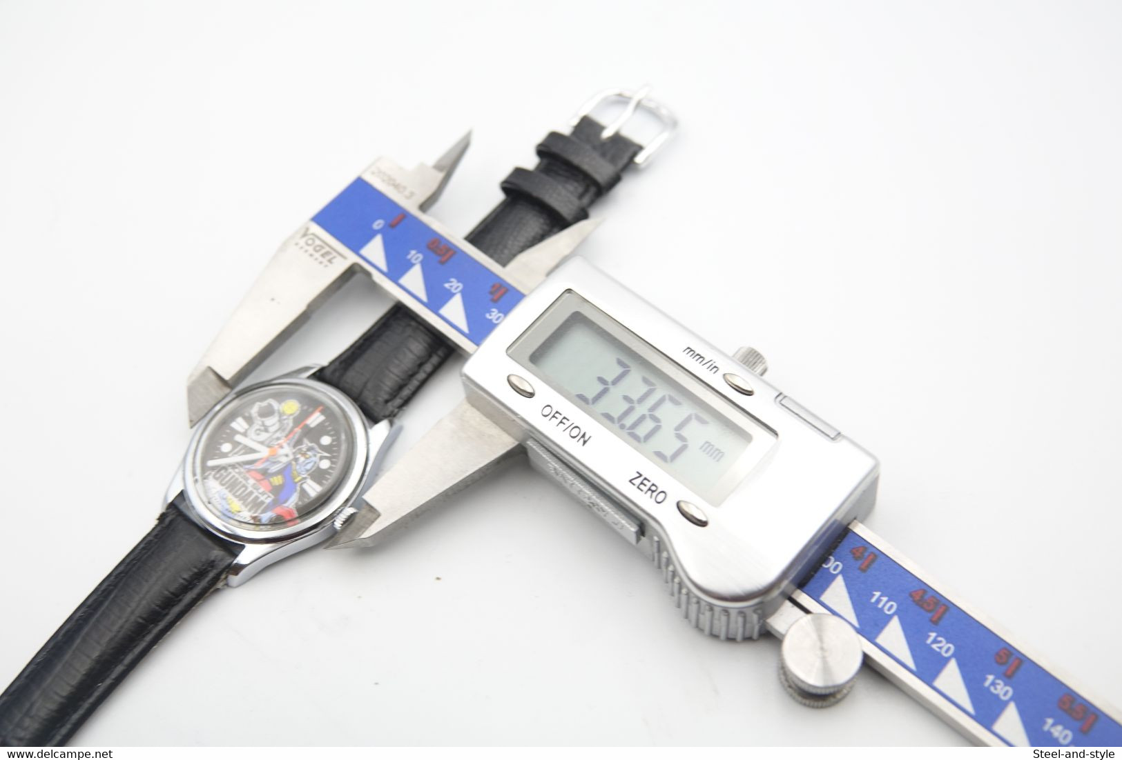 Watches : GOLDORAK GUNDAM GRENDIZER MOBIL SUIT Q&Q BY CITIZEN MEN HAND WINDING - Original 1980's - Running - Moderne Uhren