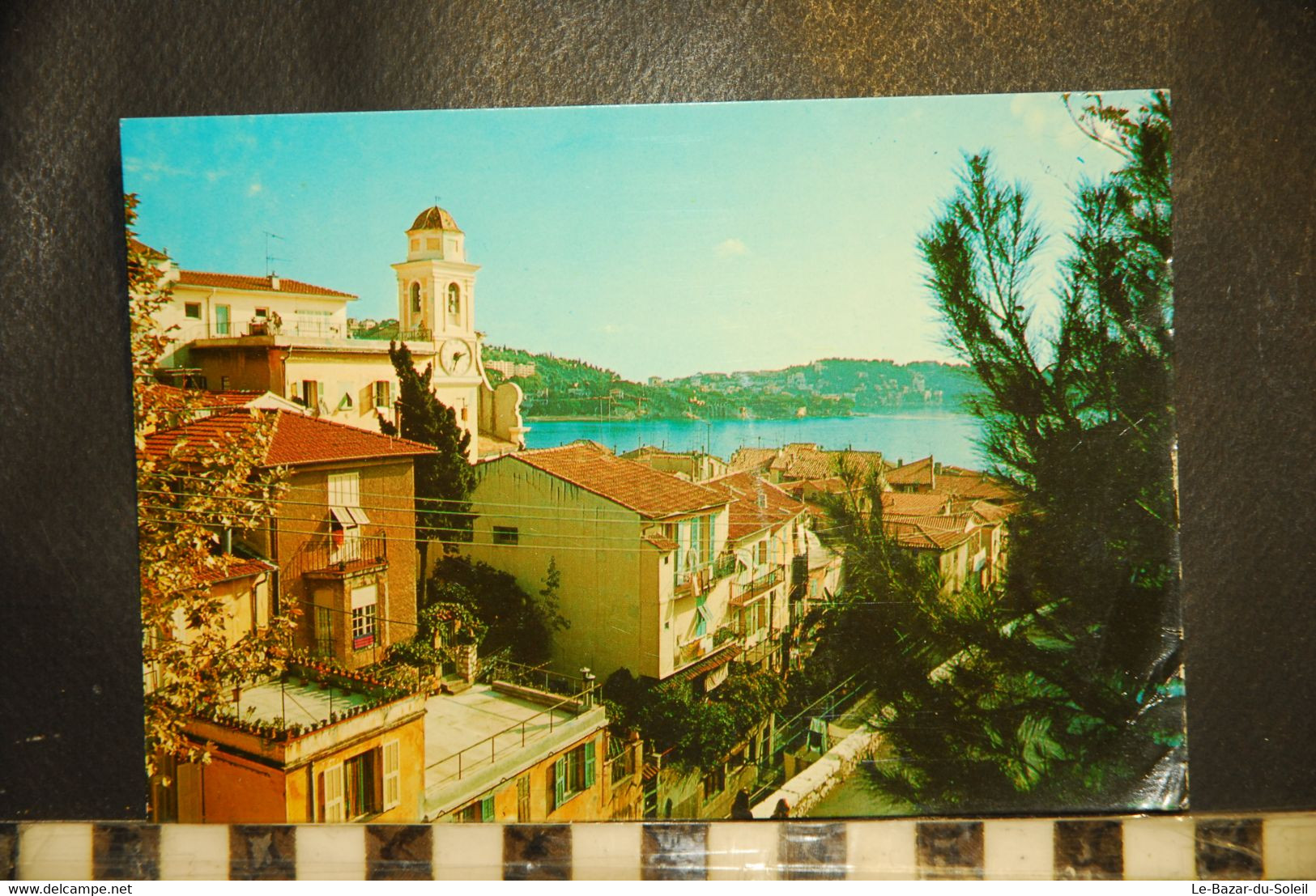 CP,  06 - Villefranche Sur Mer : Un Coin De La Vieille Ville - Villefranche-sur-Mer