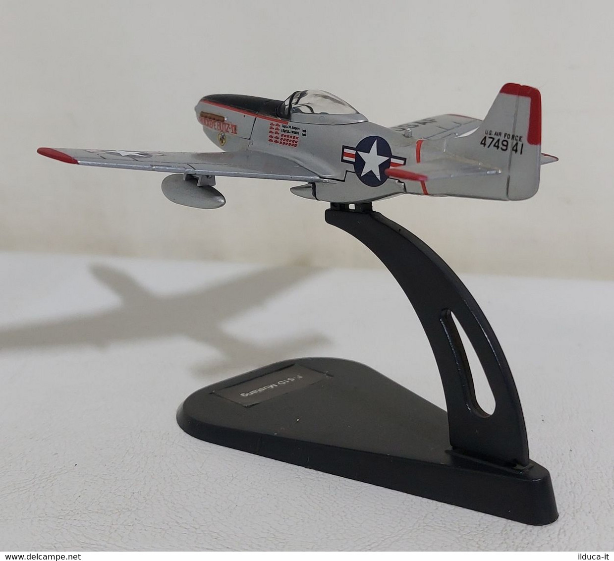 I111019 AEREI & ELICOTTERI MILITARI 1/100 - F-51D Mustang - Luchtvaart