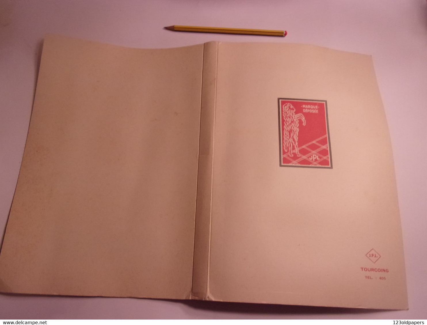 CIRCA 1950 TOURCOING CATALOGUE ECHANTILLON LAINE J P LEFEBVRE - Textile & Vestimentaire