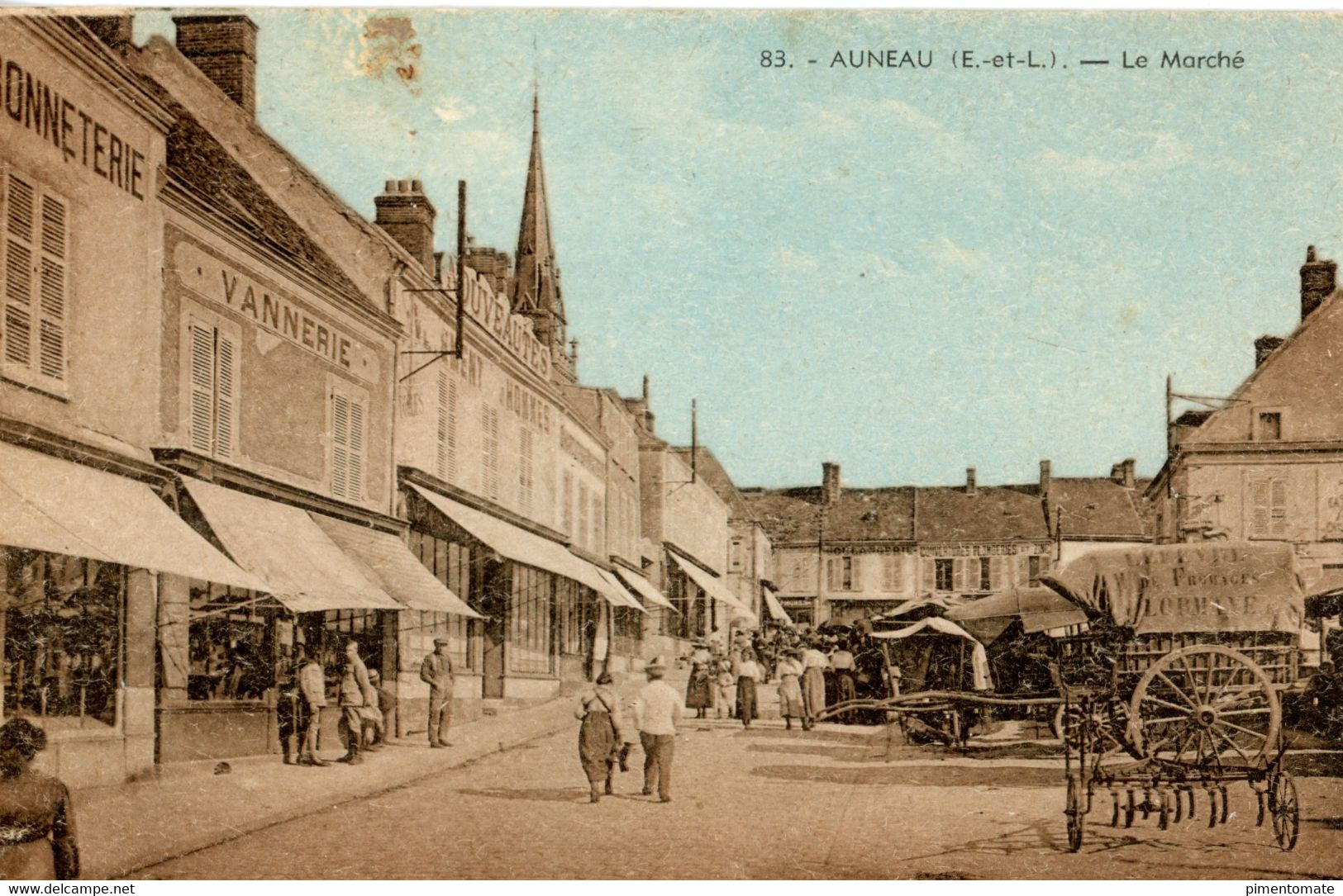 AUNEAU LE MARCHE LA PLACE BONNETERIE VANNERIE NOUVEAUTES VETEMENTS HOMME BOULANGERIE - Auneau