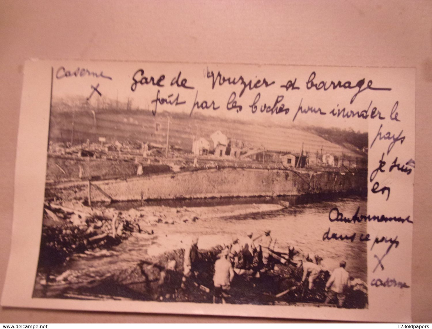 08 CARTE PHOTO VOUZIERS WWI GARE DE VOUZIERS ET BARRAGE FAIT PAR LES BOCHES POUR INONDER LE PAYS - Vouziers