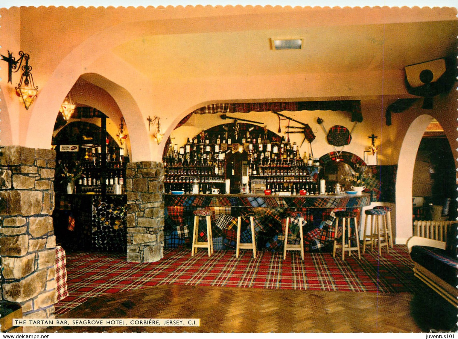 CPSM The Tartan Bar,Seagrove Hotel,Corbiere,Jersey    L2011 - La Corbiere