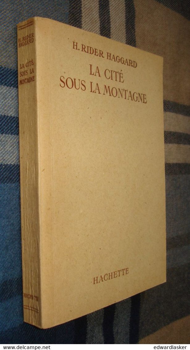 BIBLIOTHEQUE de la JEUNESSE : La Cité sous la Montagne (She) /H. Rider Haggard - Jaquette 1952