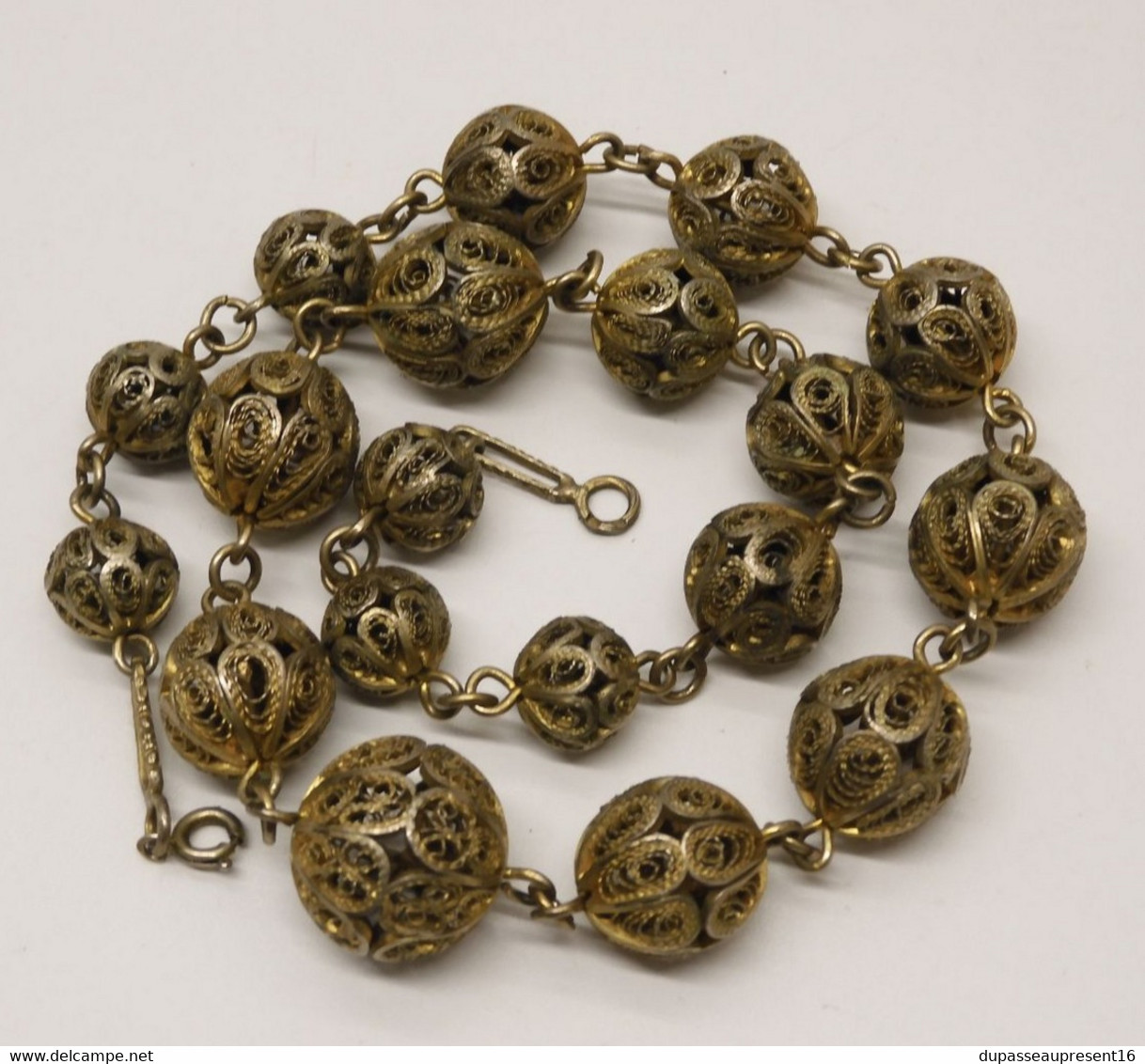 *JOLI COLLIER ETHNIQUE BOULES ARGENT Filigrané poinçons profils Africains  E