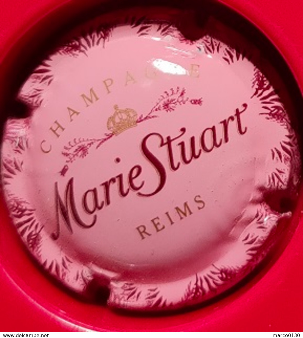 CAPSULE DE CHAMPAGNE MARIE-STUART N° 13 - Marie Stuart