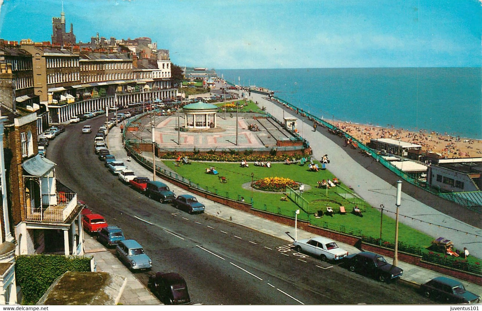 CPSM Ramsgate-Wellington Crescent And Bandstand     L2025 - Ramsgate