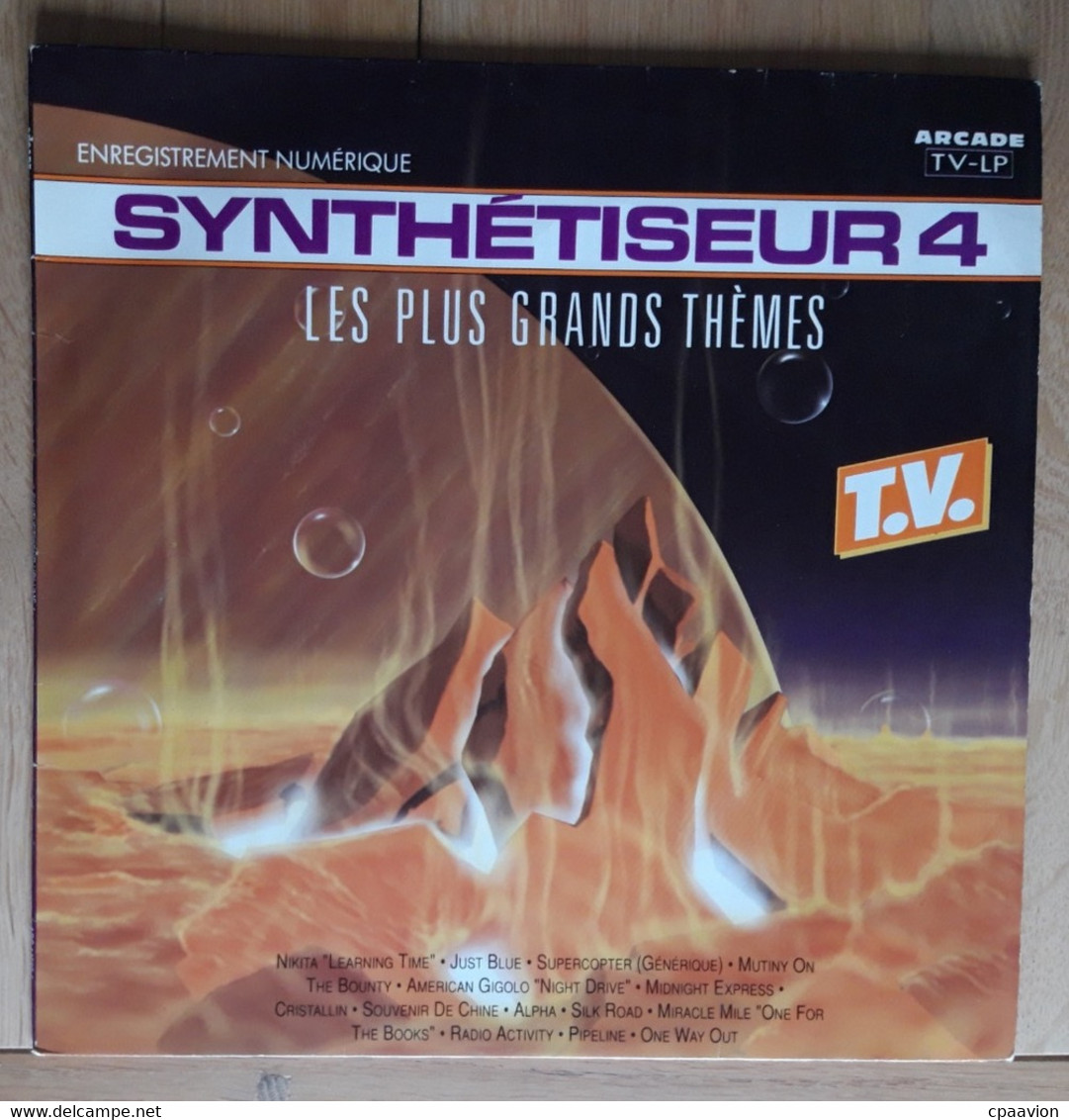 SYNTHETISEUR 4; LES PLUS GRANDS THEMES - Instrumental