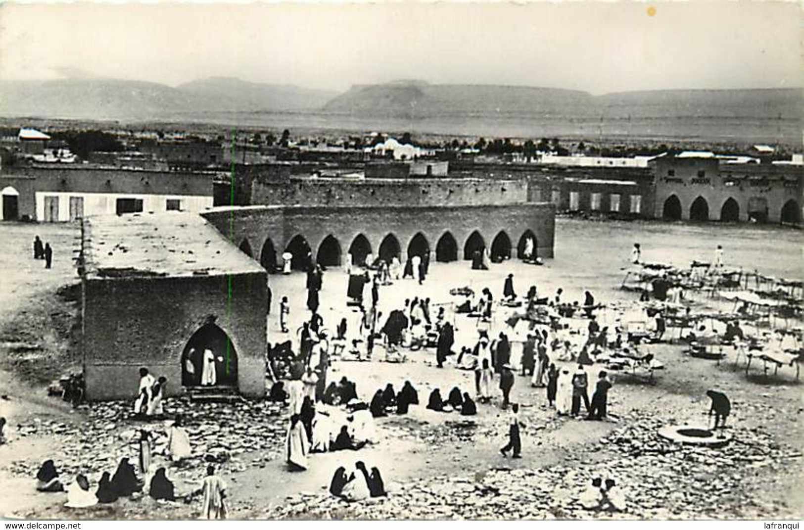 Pays Div -ref CC415- Mauritanie - Le Marché Vu De La Falaise De L Adrar - - Mauretanien