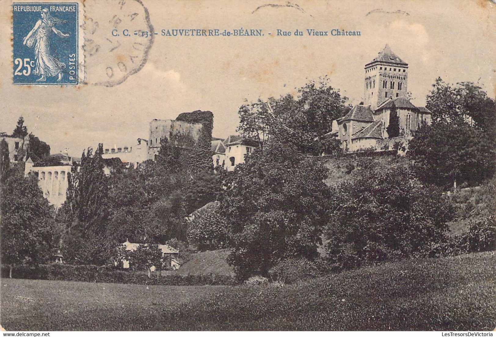 FRANCE - 64 - SAUVETERRE DE BEARN - Rue Du Vieux Château - Carte Postale Ancienne - Sauveterre De Bearn