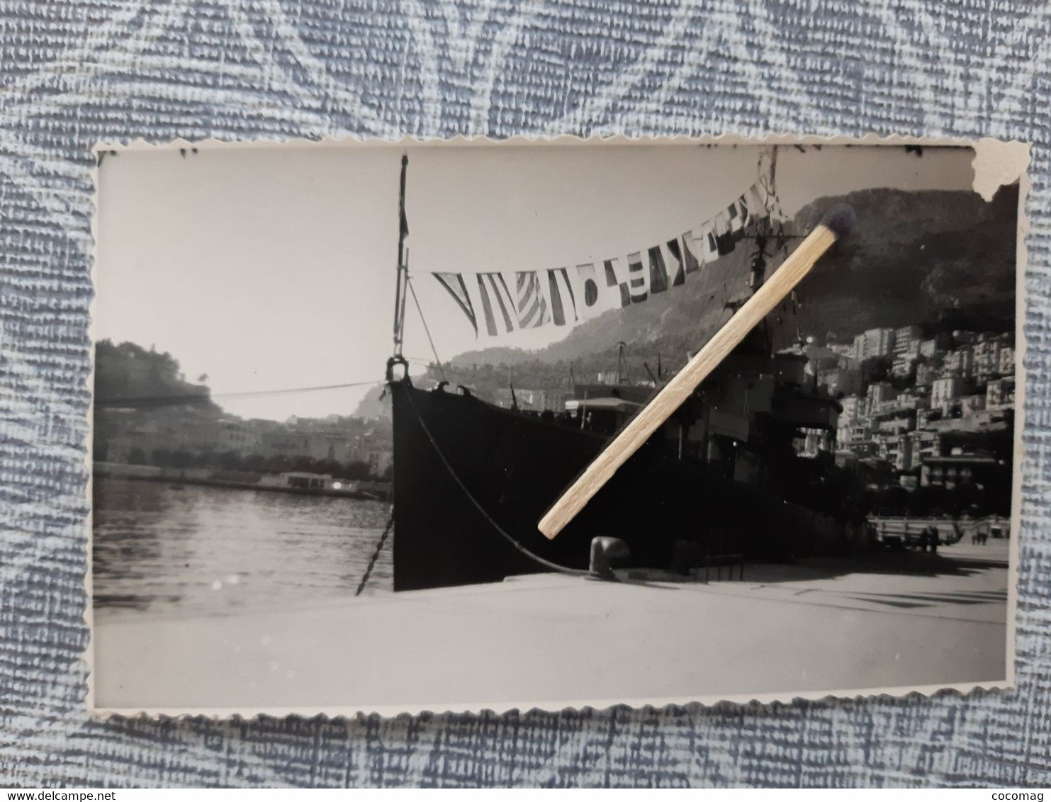 NAVIRE MILITAIRE FREGATE LA DECOUVERTE PHOTO 1948   DANS LE PORT DE MONACO  10.5 X 6 CM - Bateaux