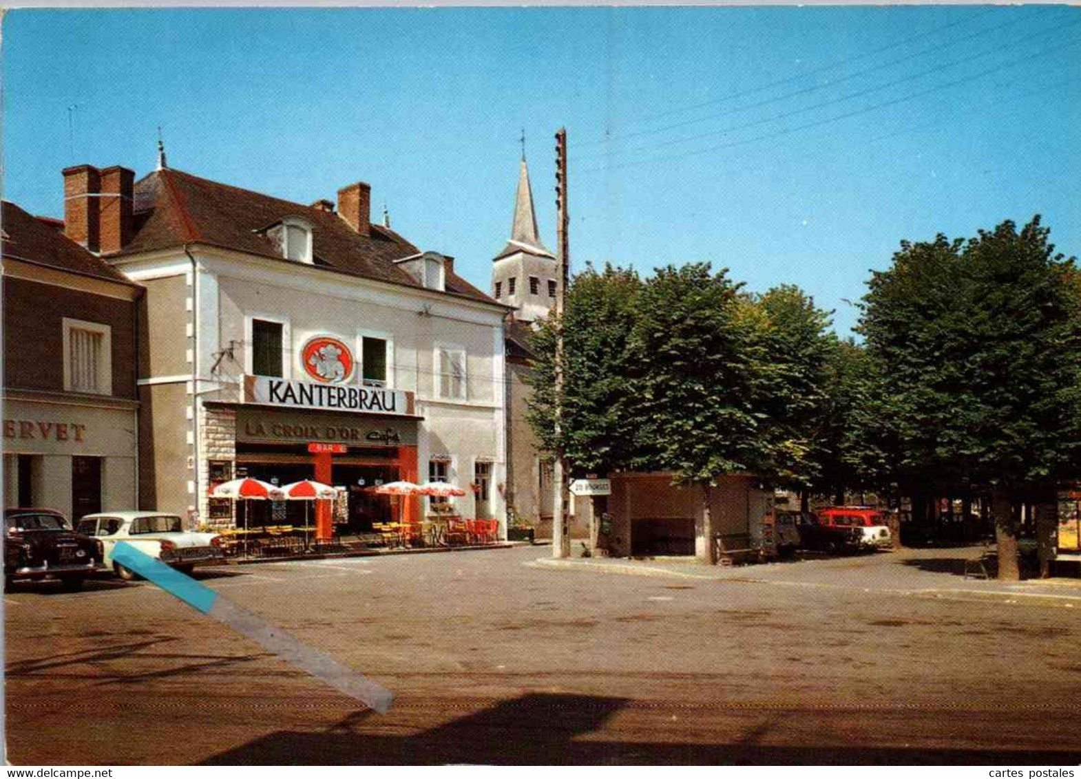 LES AIX D'ANGILLON - Place Des Tilleuls - Les Aix-d'Angillon