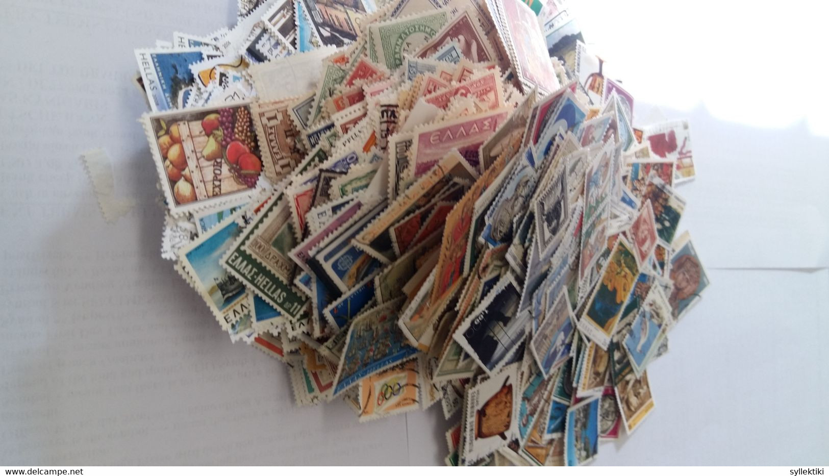 GREECE 2500 DIFFERENT USED STAMPS PACKET - Collections