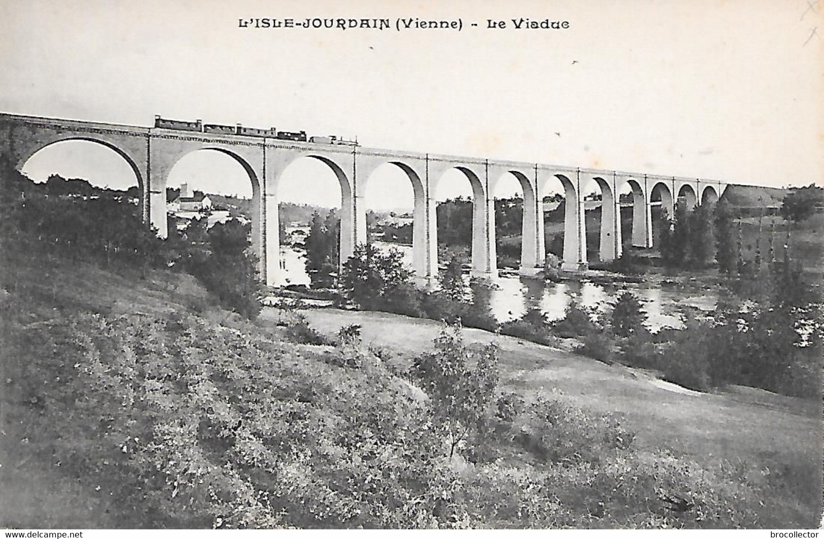 L ' ISLE JOURDAIN  ( 86 ) -  Le Viaduc - L'Isle Jourdain