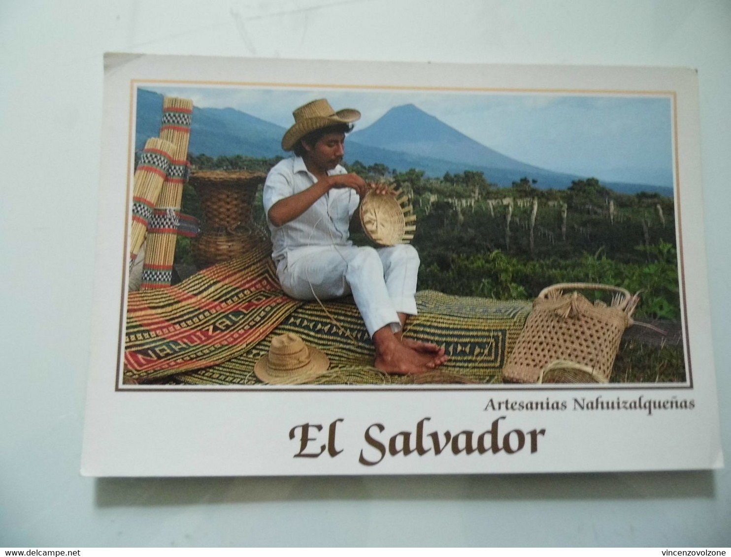 Cartolina Viaggiata "EL SALVADOR Artesanias Nahuizalquenas" 1996 - El Salvador