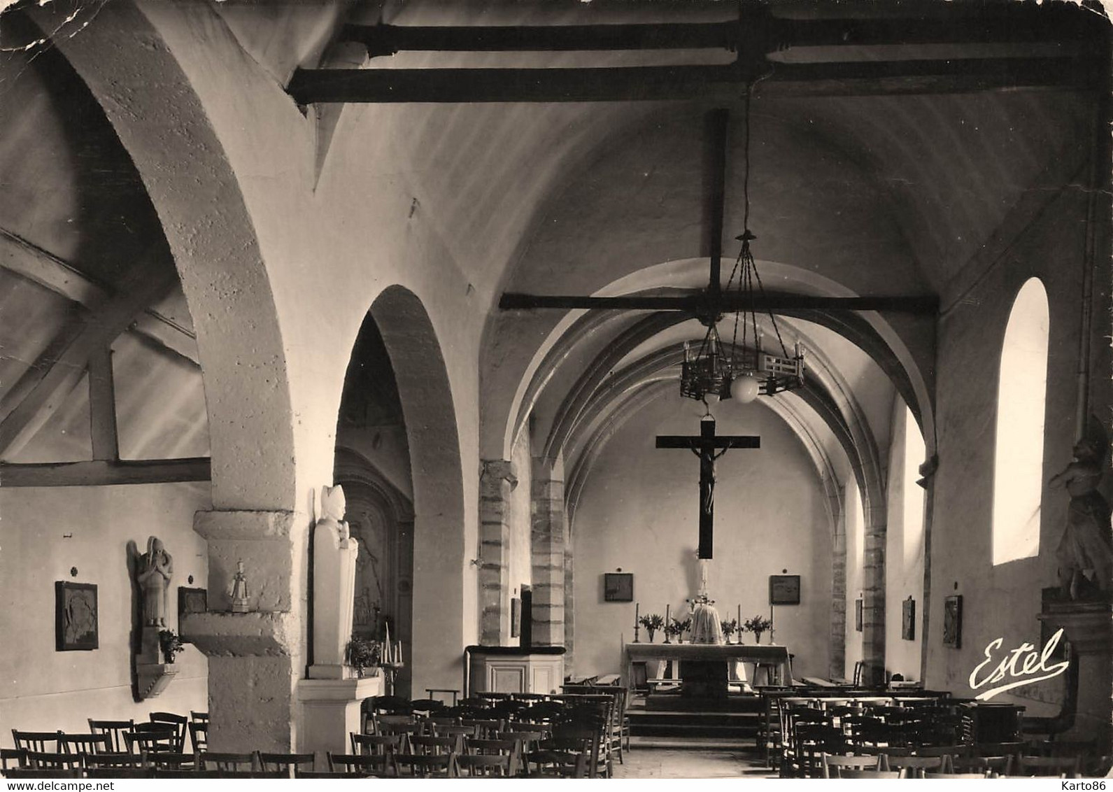 Les Clayes Sous Bois * Intérieur De L'église De La Commune - Les Clayes Sous Bois