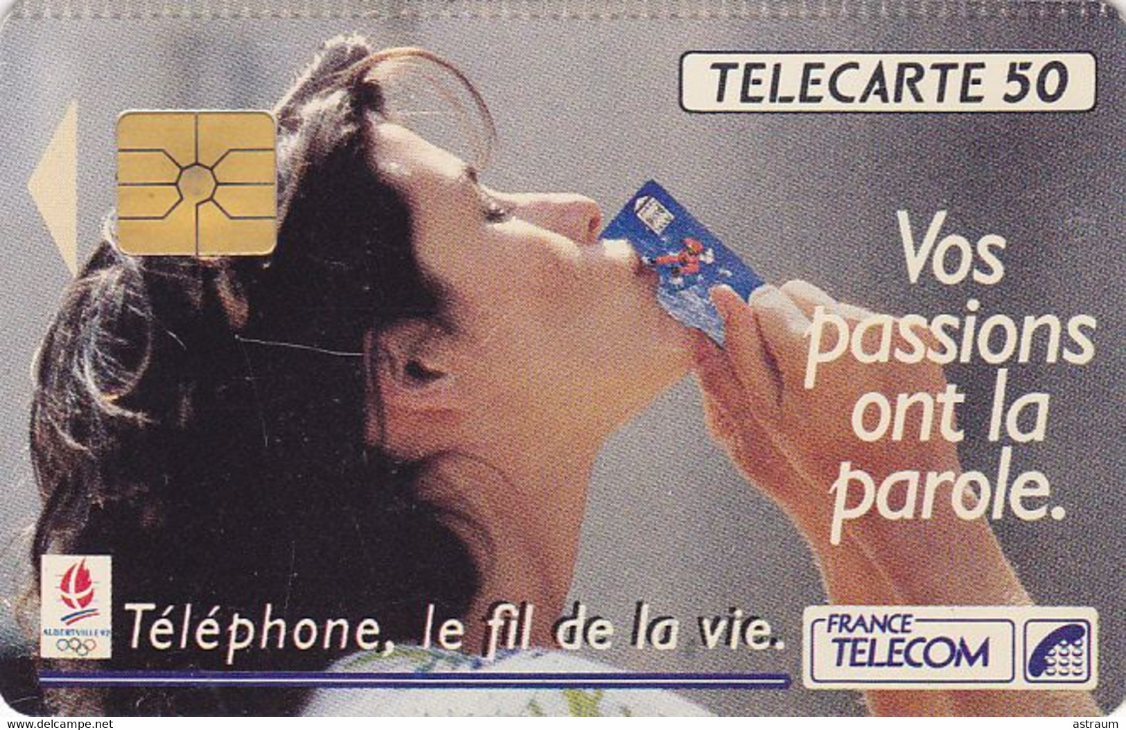 Telecarte Variété - F 239 - Telephone , Le Fil De La Vie -( Dentelée En Haut ) - Errors And Oddities