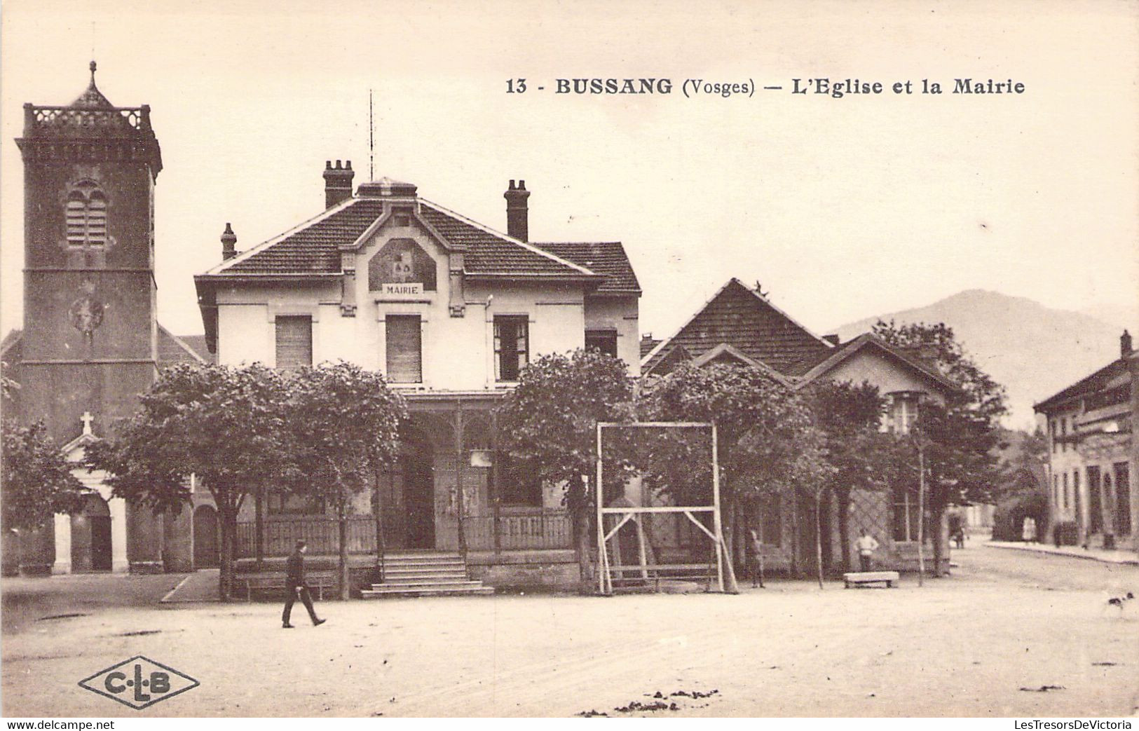 FRANCE - 88 - BUSSANG - L'église Et La Mairie - CLB - Carte Postale Ancienne - Bussang