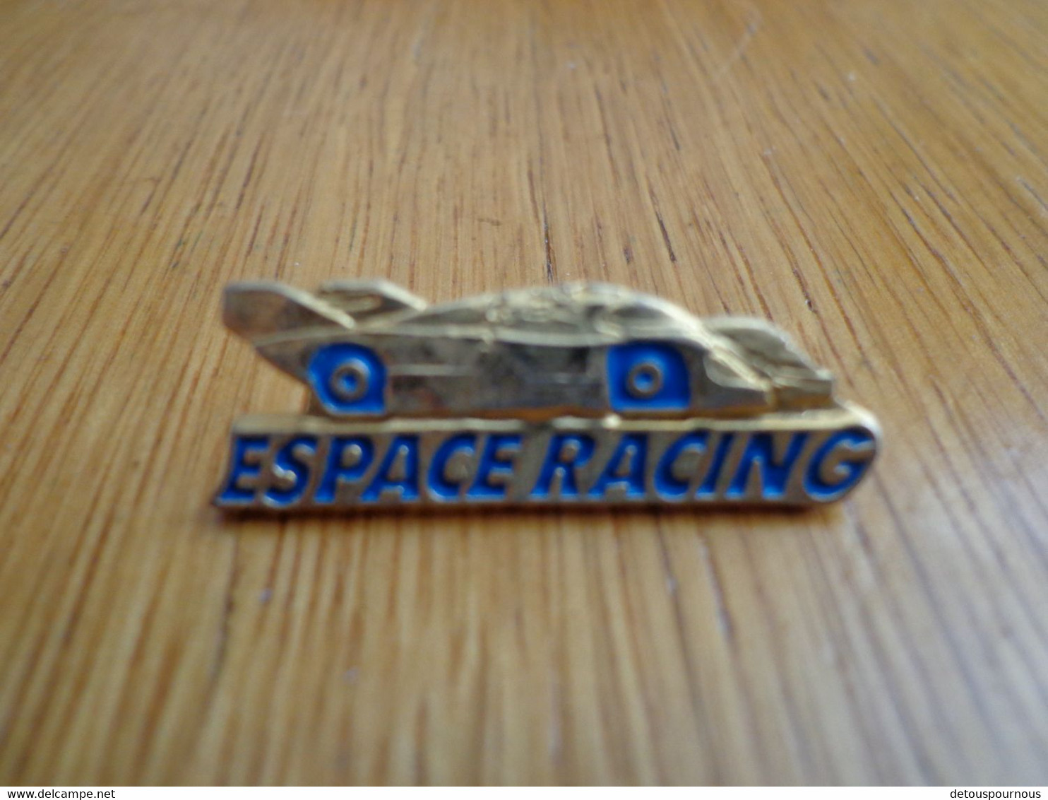 Pin's  ESPACE RACING - F1