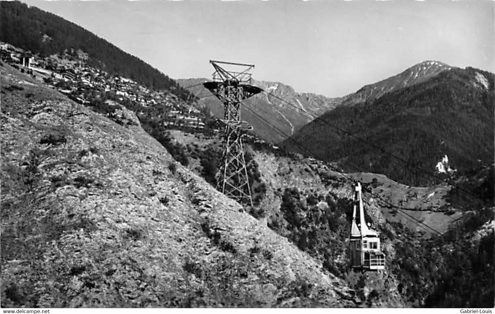 Isérables Le Téléphérique Télécabine - Isérables