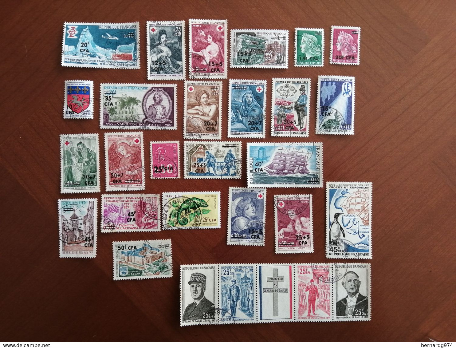 Réunion CFA : collection oblitérée quasi complète : 198 timbres sur 200