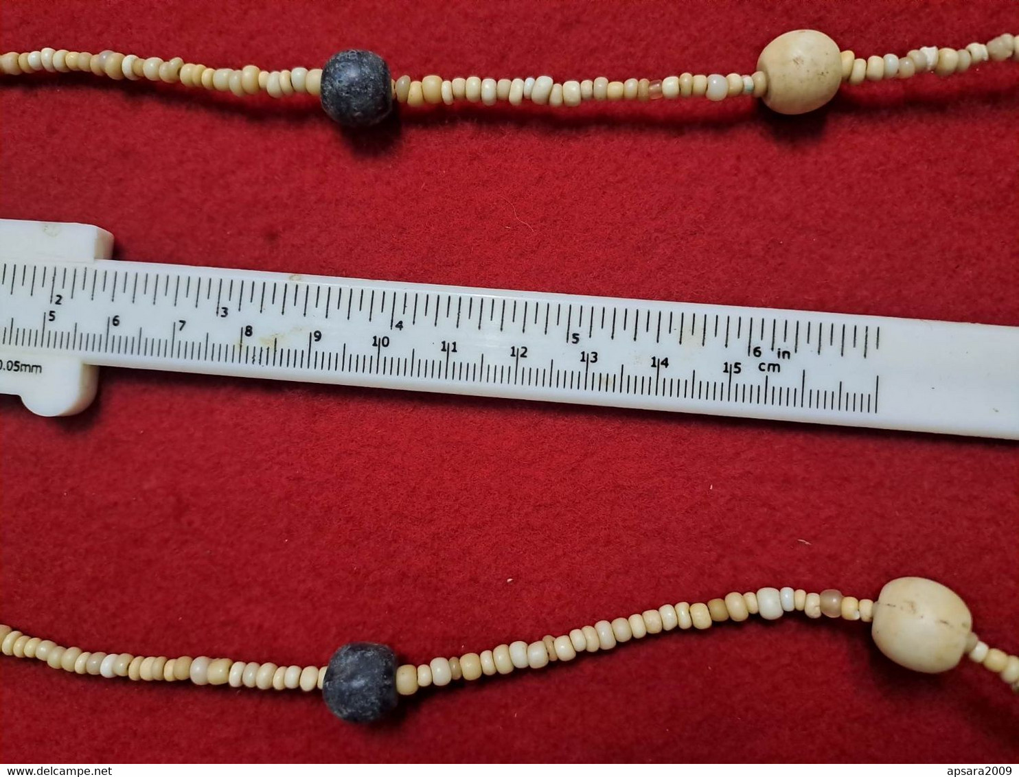 CAMBODGE / CAMBODIA/ Ancient Khmer String Beads - Colliers/Chaînes