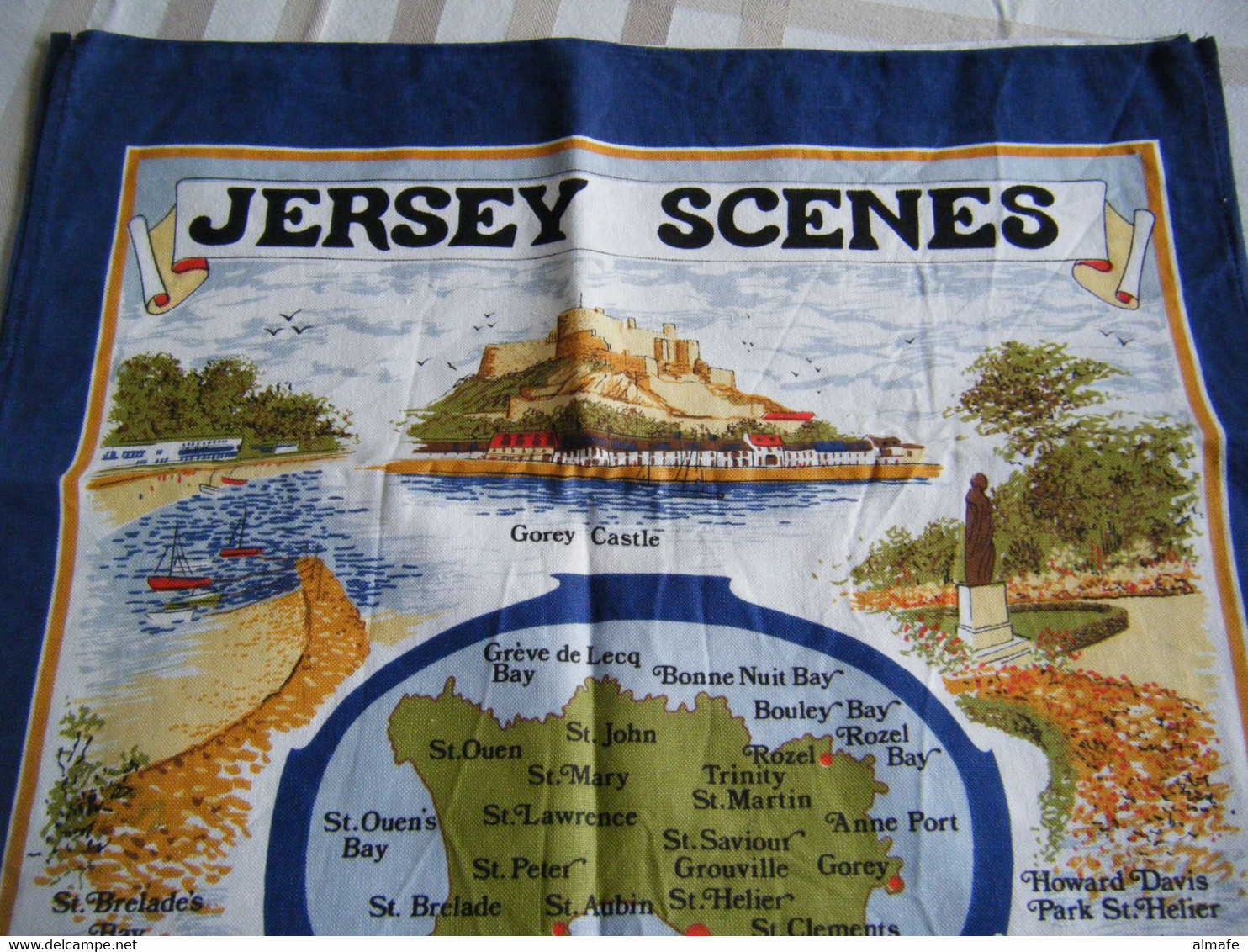 Torchon Vintage Jersey Scenes By Clive Mayor Linge De Maison - Other & Unclassified