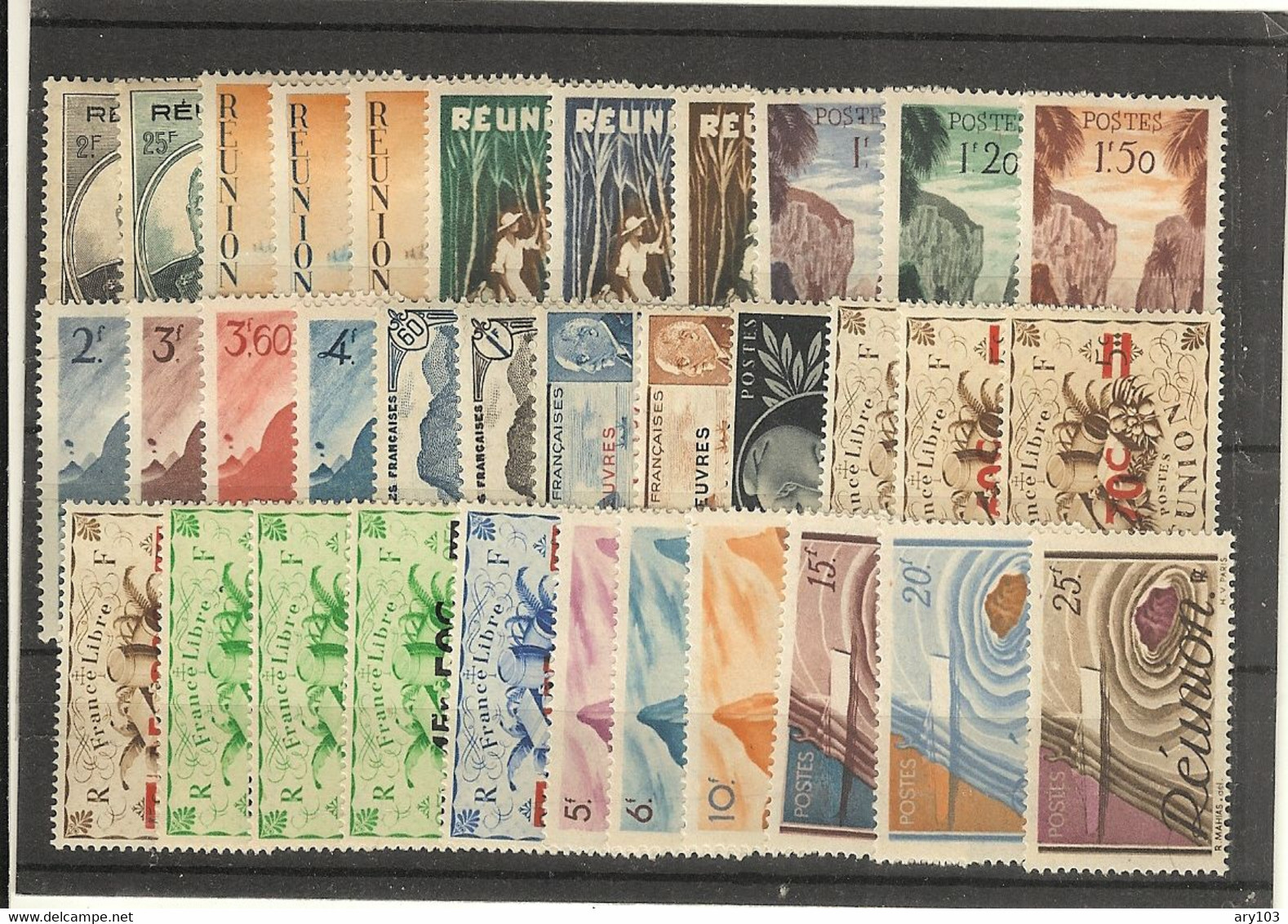 Réunion - (1944  /1947) N°divers 34 Timbres - Autres & Non Classés