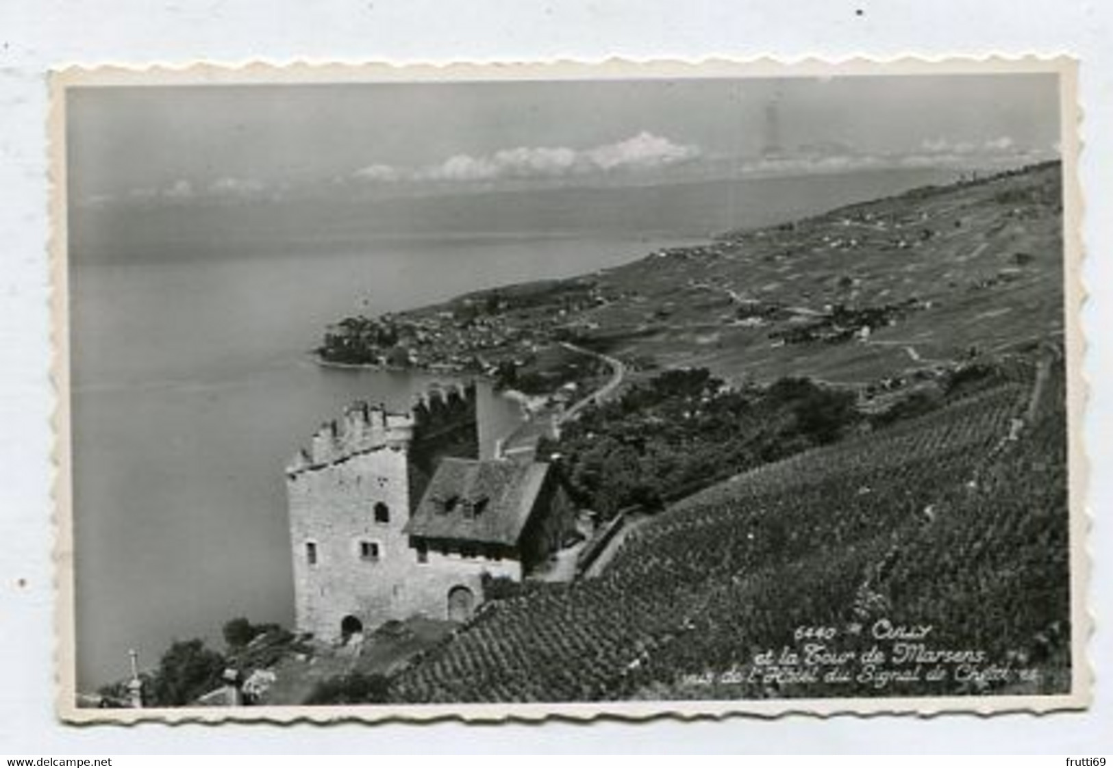 AK 121030 SWITZERLAND - Cully Et La Tour De Marsens Vus De L'Hotel Du Signal De Ch.... - Cully