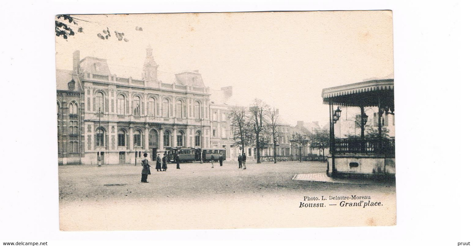 Boussu Grand Place Tram Et Kiosk - Boussu