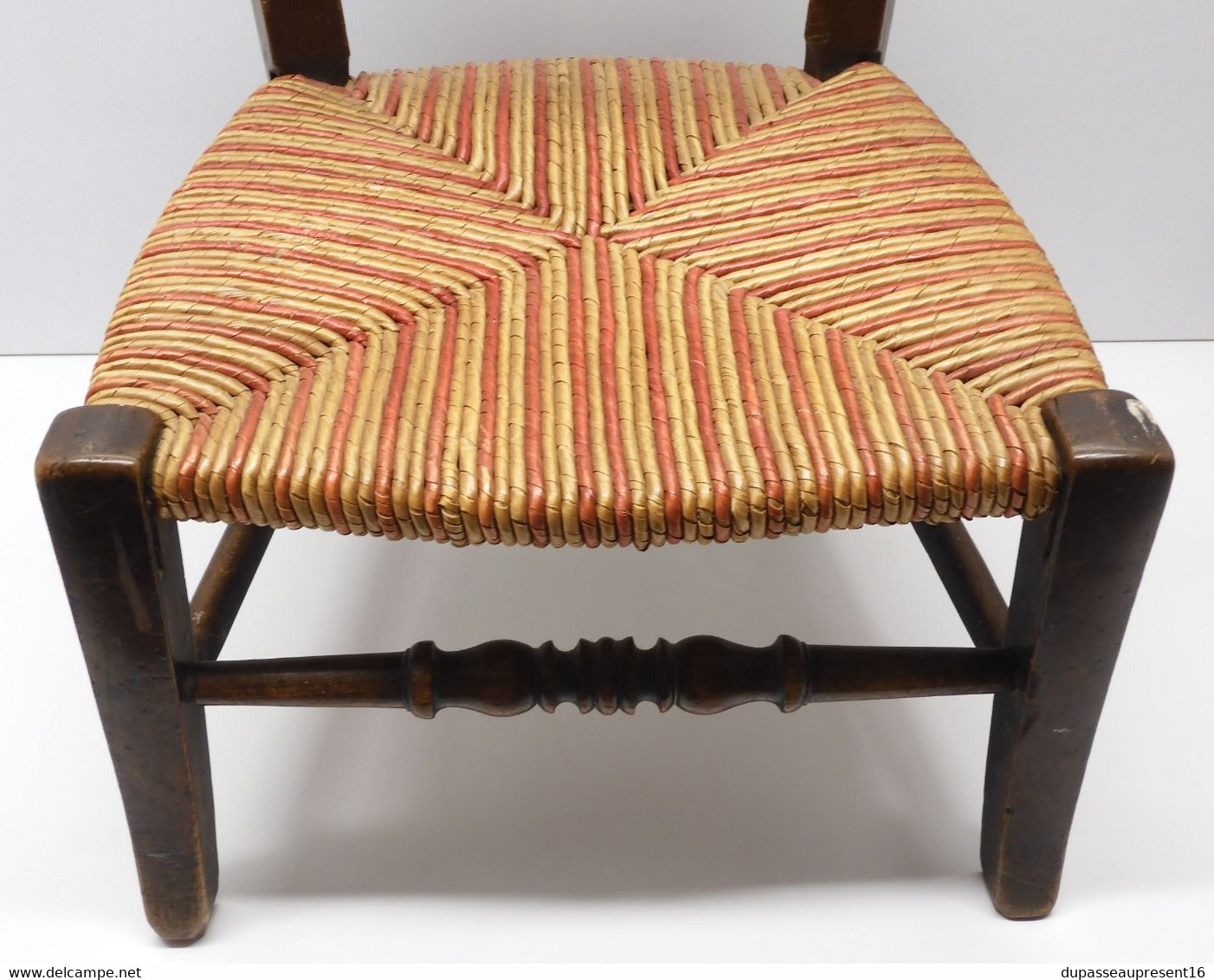 *ANCIENNE CHAISE D'ENFANT BOIS & PAILLE 2 COULEURS Collection Déco Poupée   E - Chairs